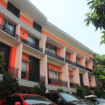 Hotel Grand Orri Susukan Bagian luar foto