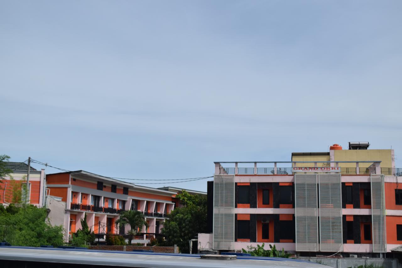 Hotel Grand Orri Susukan Bagian luar foto