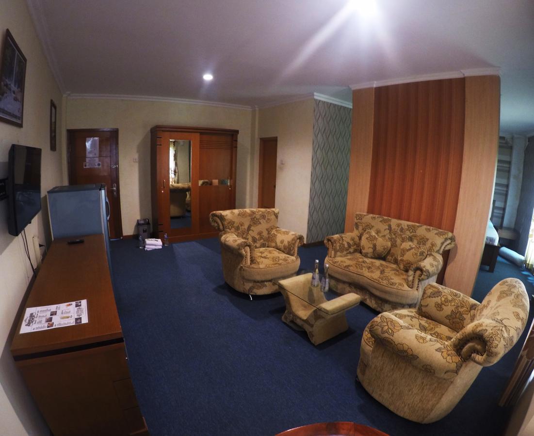 Hotel Grand Orri Susukan Bagian luar foto